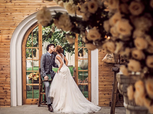 欧式风格婚纱照准备_婚纱欧式风格图片_婚纱照十大风格欧式